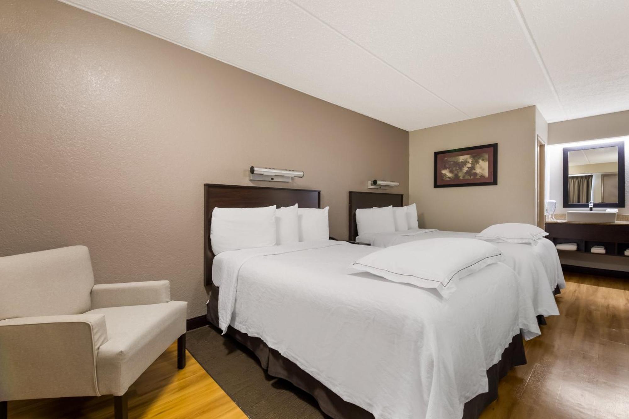 Premium Room Two Double Beds Smoke Upgraded Bedding & Snack,1705968623:JPEG